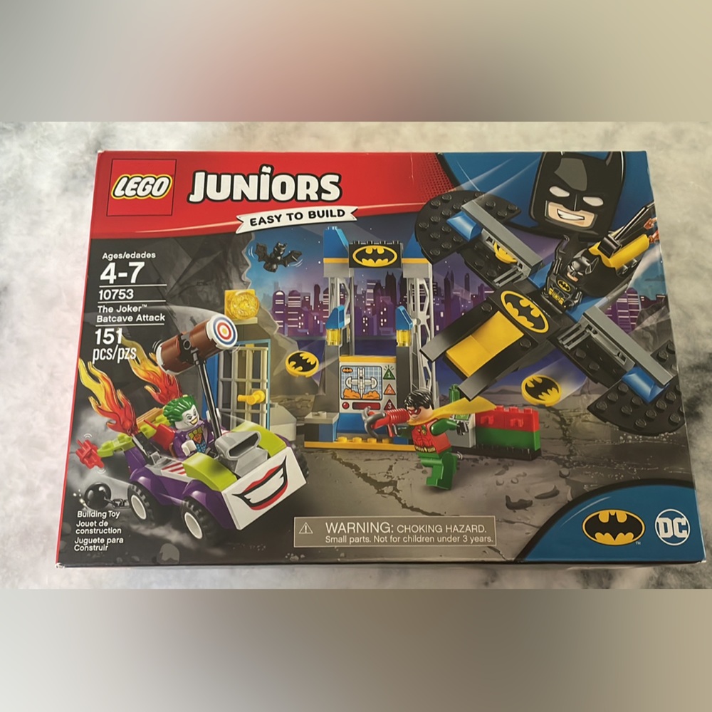 Never opened retired Lego Juniors The Joker Batcave Attack